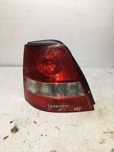 Kia Sorento 2007 passenger side rear light