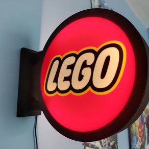 LEGO LED Light Box Sign  a great display piece for LEGO fans and a brilliant addition to a bedroom, gaming room, playroom, office, man cave or LEGO collection.