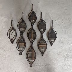 Mirrors with tea lights