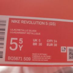 Brand new -Girls  Nike Revolution 5( UK size5,38