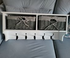 coat hanging unit