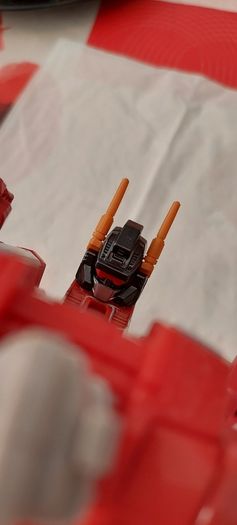 Transformer / toy / combiner