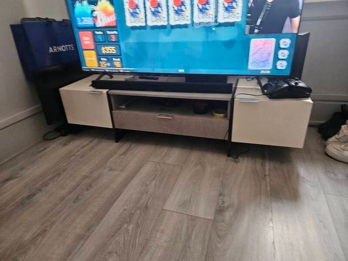 tv stand