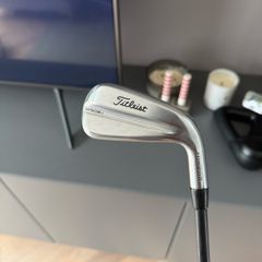Titleist U505 4 iron