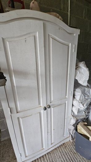Cupboard for free