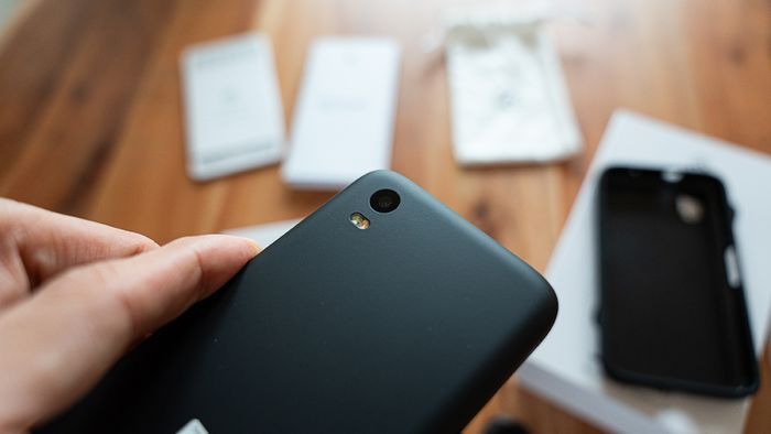 Mudita Kompakt - Minimalist E-ink Phone
