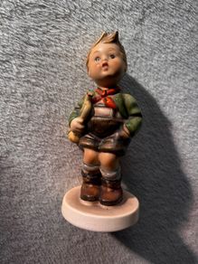 Vintage Goebel Figurine