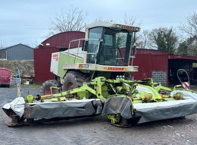 Claas 860 self propelled mower