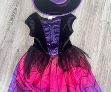 Witch costume 7-8yrs