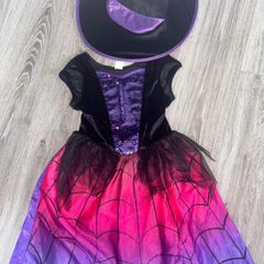 Witch costume 7-8yrs