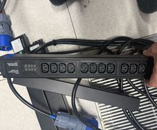 PDU with 32A commando socket