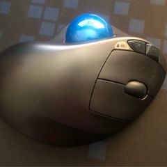 Logitech M570 ball mouse