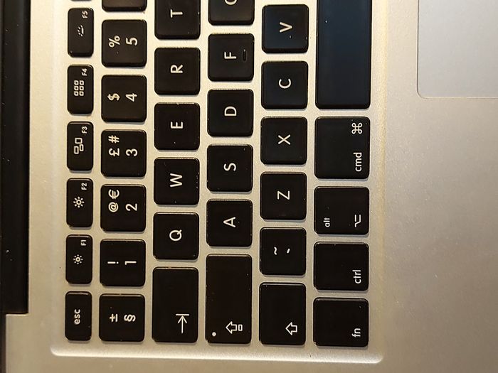 Apple MacBook Air, Model A1466, 13 inch, Needs Ram, has no Ram, excellent condition otherwise