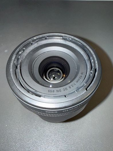 Sigma 18-50mm f/2.8 DC DN Contemporary (Sony E-mount)