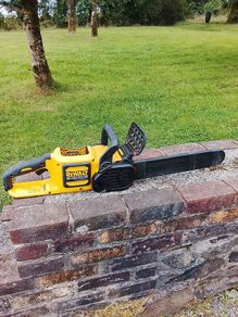 dewalt 54v chainsaw ( body only)