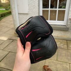 knee pads