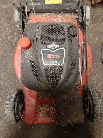 Wanted broken garden machinery
