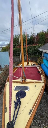 Beautiful Classic Drascombe & Mirror boats