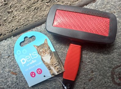 Cathes for cats.  new