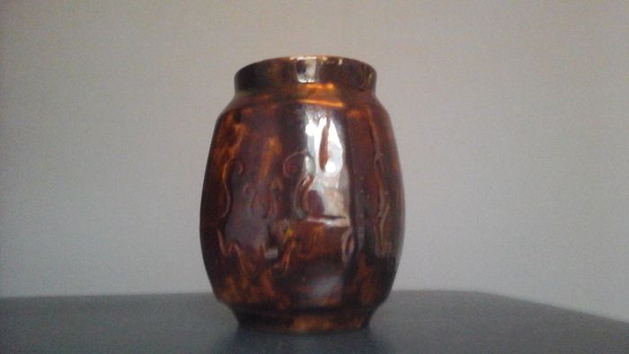 St Michaels House Dublin Pottery
