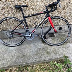 Perfect road bike for long distance and training, lightweight Orbea frame, Shimano Claris ready to ride