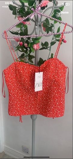 top Bnwt size large red Zara top