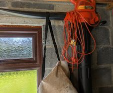 Flymo Leaf power vac