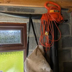 Flymo Leaf power vac