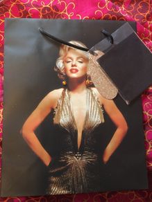 Gift Bag  Large Gold Marilyn Monroe