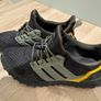 men shoes. Adidas. Sports shoes. Trainers. Image 3