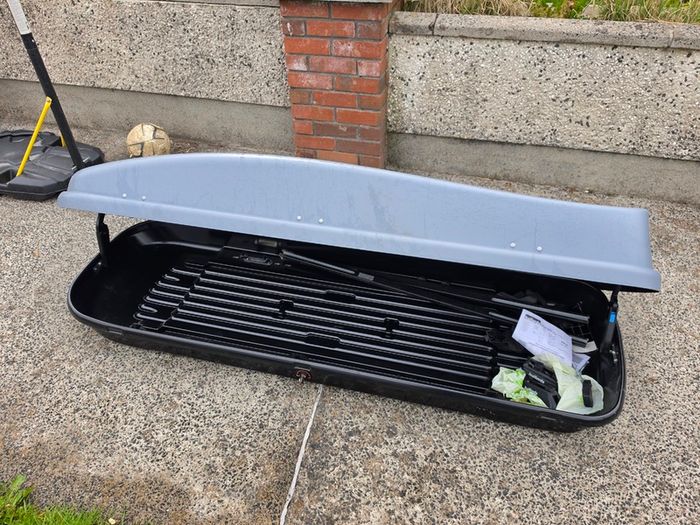 Halfords Roof Box Large Lockable Includes Fixings