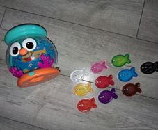 Fish Bowl Educational Interactive Colour Learning Toy With 10 Different Coloured Fish - RRP - 39.99