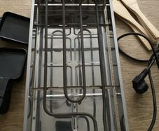 Electric raclette grill