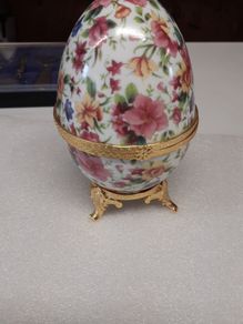 Egg trinket box