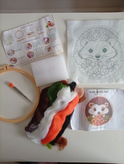 Needle Felting kit - hedgehog