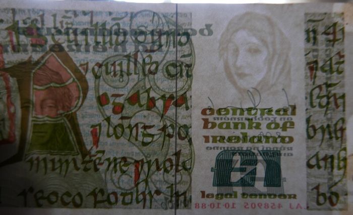The Central Bank of Ireland. Lady Lavery (20 each)