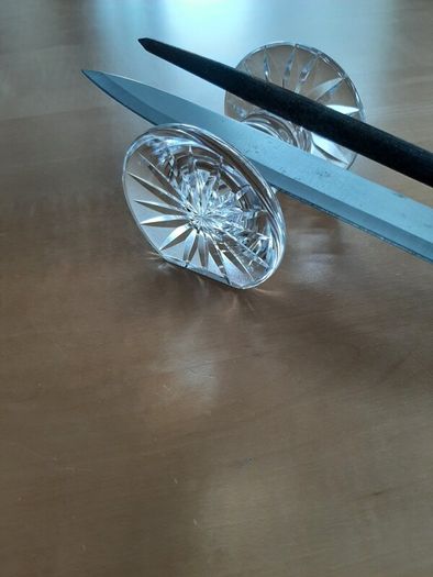 Crystal knife rest (large)