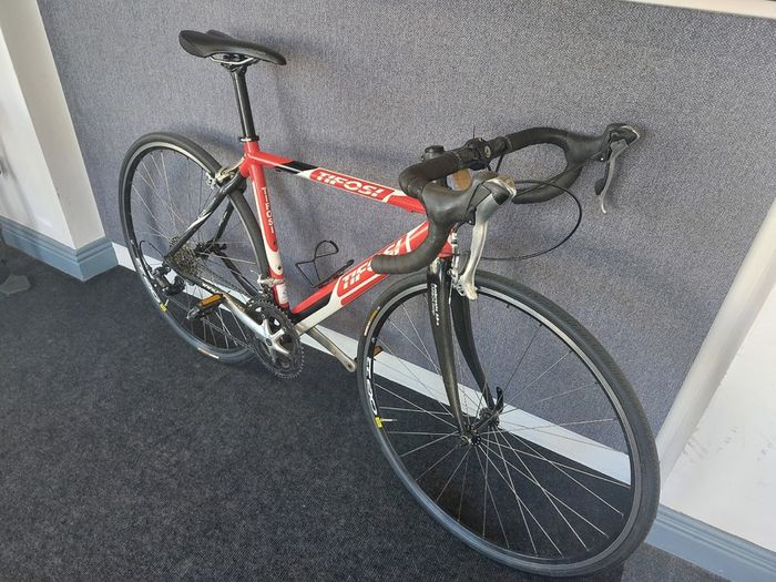 Tifosi Road Bike