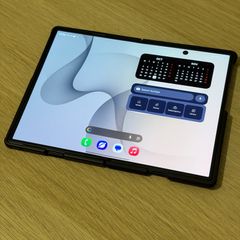 Samsung Galaxy Fold 8 Sim Free