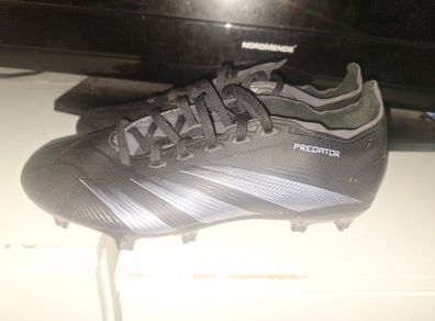 Addidas predator football boots size 6