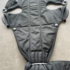 Baby bjorn mini carrier