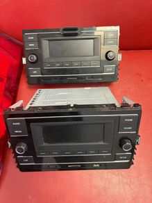 2021 crafter radios and rear drivers side lamp