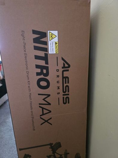 Alesis Nitro Max