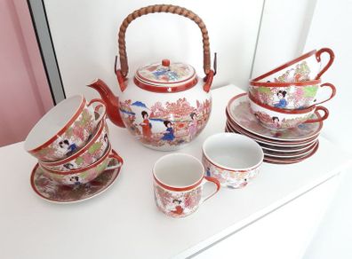 Beautiful Vintage Asian Tea Set