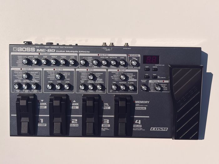 BOSS ME-80 Pedal Board
