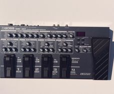 BOSS ME-80 Pedal Board