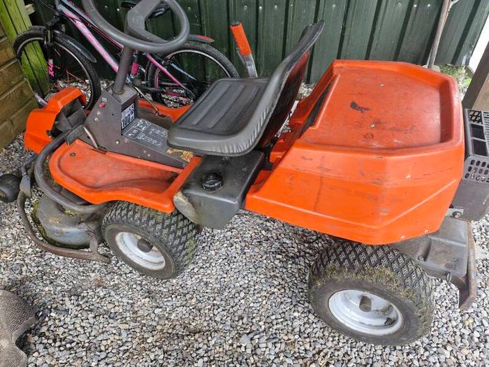 ride on lawnmower