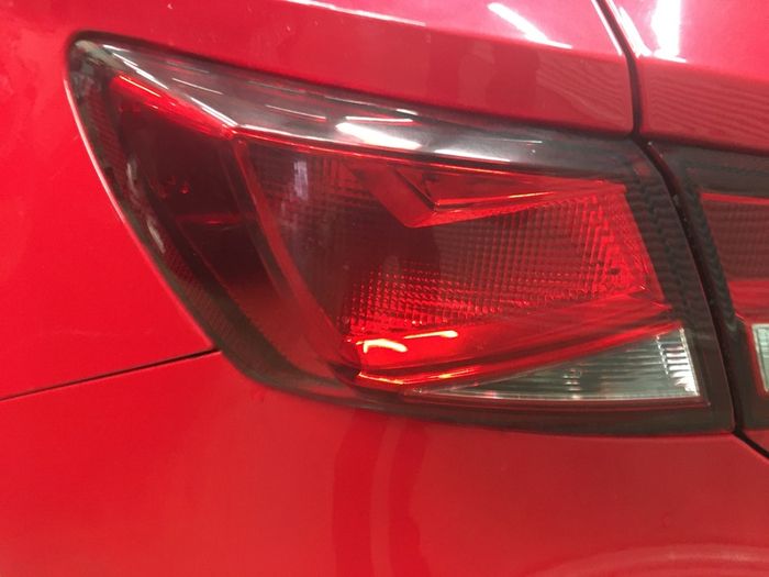 2013-2018 seat leon lh side tail light outer passenger side
