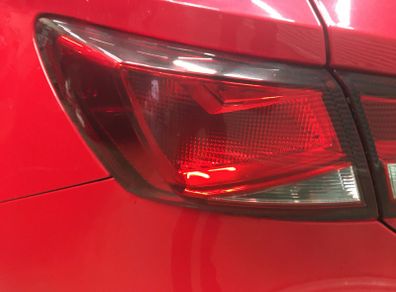 2013-2018 seat leon lh side tail light outer passenger side