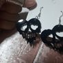 black melting heart skull earrings Image 2